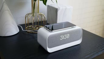 助眠神器与充电底座 安克创新多功能床头音箱体验
